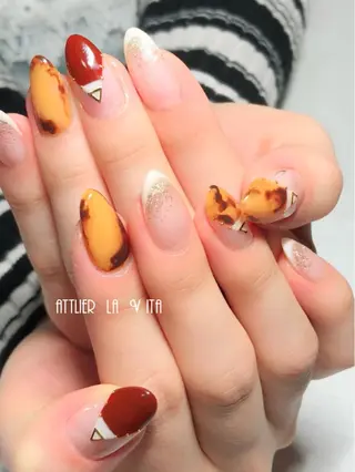 ネイル atelier la vita所属・lavita. mimuraのネイルデザイン