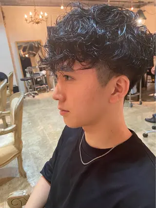 パーマ 岡田 神奈のヘアスタイル