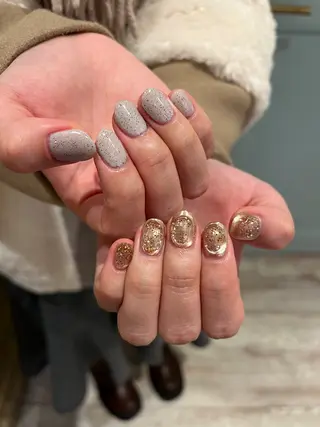 ネイル une／YUKINA 🫧大人nuanceのネイルデザイン