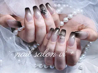 ネイル ✨Nailsalon Vi+✨のネイルデザイン