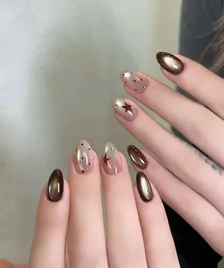 ネイル T. Leeのネイルデザイン