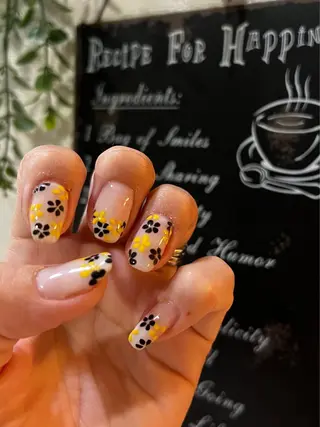 カラー ネイル ecru エクリュのネイルデザイン