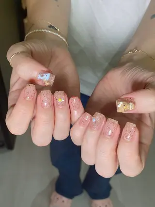 ネイル Dark honey池袋店所属・佐藤 アリアのネイルデザイン