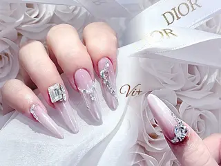 ネイル ✨Nailsalon Vi+✨のネイルデザイン