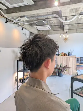 ショート メンズ SOL所属・透明カラー/ショート /髪質改善/亀山貴之のヘアスタイル