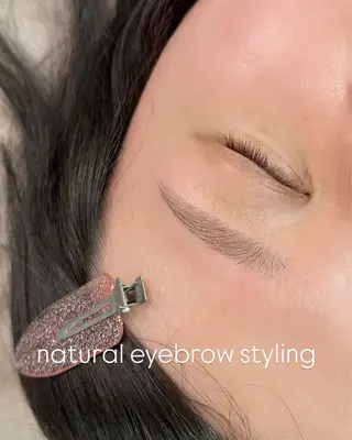 アイブロウ +me プラスミーの眉毛・アイブロウイメージ