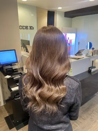 セミロング カラー 【カラー指名No 1✨】HIBIKIのヘアスタイル