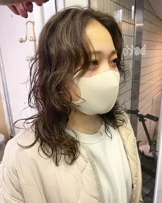 セミロング パーマ パーマ美容師 hanaのヘアスタイル