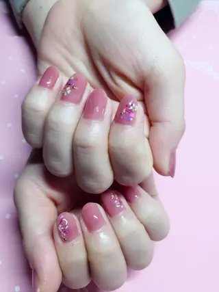 ネイル モナンジュ マツパ・眉毛専門のマツエク・マツパデザイン