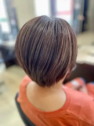 ショート カラー 嶌田 沙紀のヘアスタイル