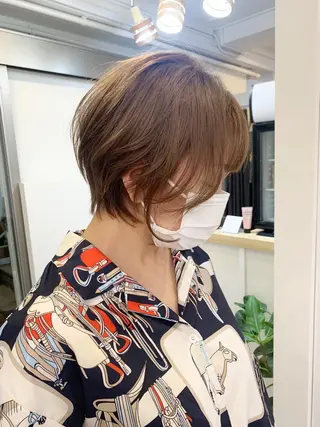 ショート レイヤー×縮毛矯正 深見 拓のヘアスタイル