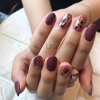 ネイル UrakoNail 《nail》のネイルデザイン
