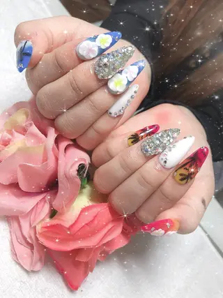 セミロング ネイル 《LB》ラブリエ Nail&eyeのマツエク・マツパデザイン