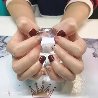 ネイル Guarendo錦糸町店所属・ガレンドウ 白澤 愛子のネイルデザイン