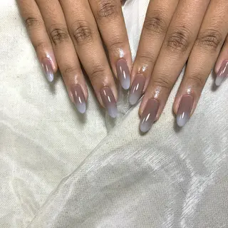 ネイル repos~ルポ~所属・里見 麗のネイルデザイン