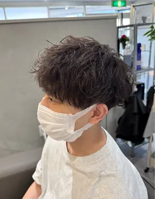 カラー メンズ Salon de Qualia(サロンドクオリア)所属・ハイトーン/外国人風 カラー/メンズパーマのヘアスタイル