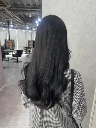 ロング カラー 赤み無し柔らかカラー 【梅田】madokaのヘアスタイル