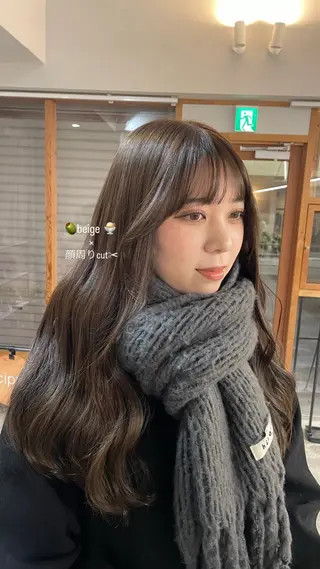 セミロング カラー cipre 瑞稀のヘアスタイル