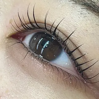 マツエク・マツパ アマンビューティーリゾート所属・竹内 日菜のマツエク・マツパデザイン