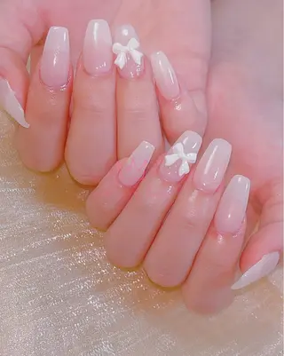 ネイル ネイルサロンエクラ 🫧Shizukaのネイルデザイン