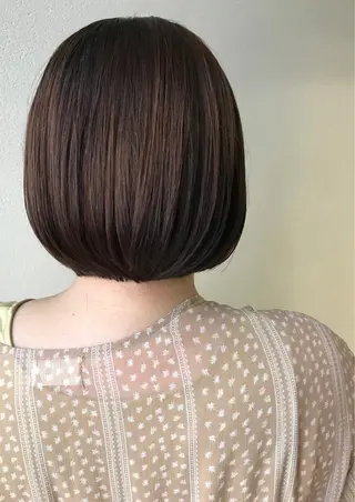 ショート 沢田 瞳のヘアスタイル