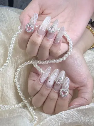 ネイル Alra Miyuのネイルデザイン