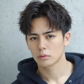 メンズ 表参道フェザーパーマ ニュアンスパーマのヘアスタイル