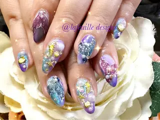 ネイル サロンドラフィーユ LAFEUILLEのネイルデザイン