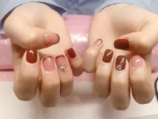 ネイル Nikoネイルサロン中野店所属・merci リカのネイルデザイン