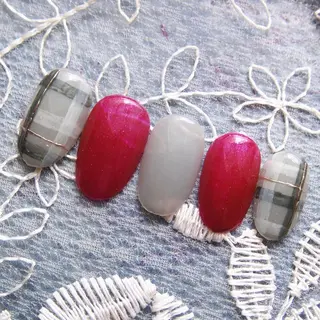 ネイル 山田 麻衣のネイルデザイン