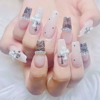 ネイル ゴテゴテ ネイルのネイルデザイン