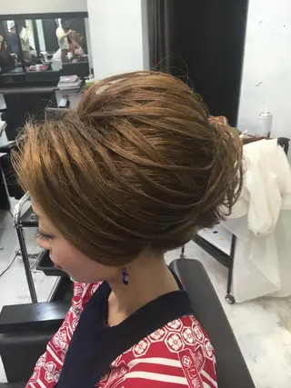 ヘアアレンジ UNDER vr 【アンダーバー】のヘアスタイル