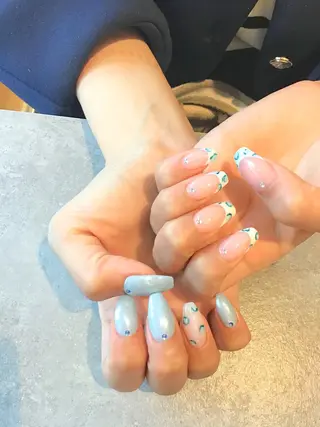 ネイル Nest 岩崎のネイルデザイン