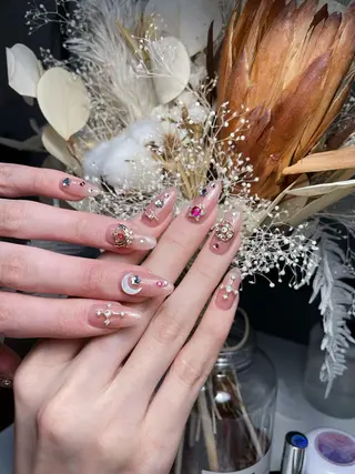 ネイル M🌷nail 長さだし専門店のネイルデザイン
