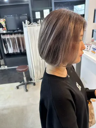 ショート カラー 坪井 拓海のヘアスタイル