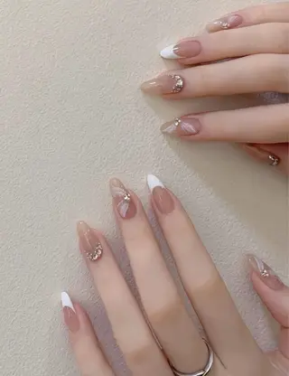 ネイル D-BEAUTY Nailsalonのネイルデザイン