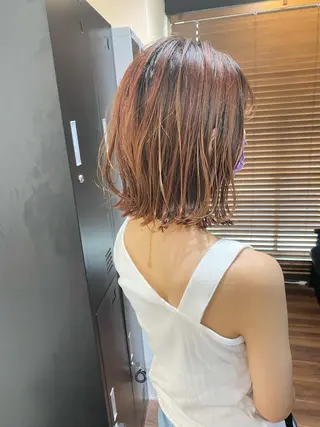 ショート カラー Rico OFFICIALのヘアスタイル