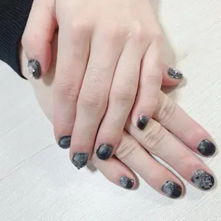 ネイル NOEL_DAYS_MONO所属・古賀 悠利のネイルデザイン