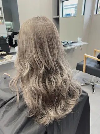 ロング カラー a keikaのヘアスタイル