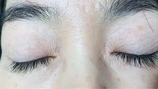 マツエク・マツパ ラルース所属・ラルース ヘアのマツエク・マツパデザイン