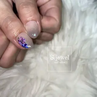 ネイル S♡JEWEL所属・S. JEWELのネイルデザイン