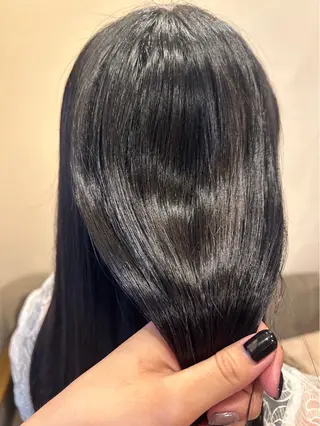 ロング カラー ‎🤍江坂 ハヤシアヤナ‎🤍のヘアスタイル