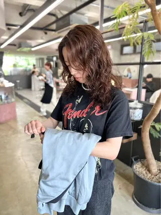 ミディアム パーマ 森田遥奈/透明感カラ ー/似合わせカットのヘアスタイル