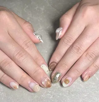 ネイル LAVISH nanamiのネイルデザイン