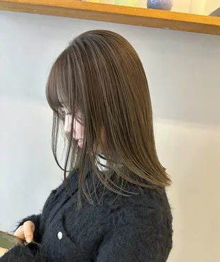 ミディアム カラー オリーブ/縮毛♡ Natsuno🩰のヘアスタイル