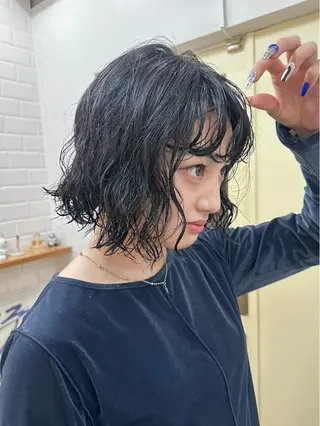 ミディアム 四日市/レイヤー /似合わせカットのヘアスタイル