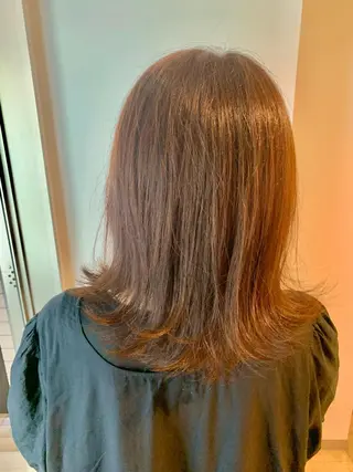 ミディアム うしだ かおるのヘアスタイル