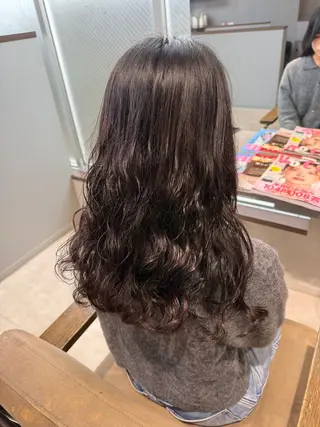 ロング パーマ エマ ピボット 中川店所属・富原崇太/切りっぱな しボブ/透明感カラーのヘアスタイル