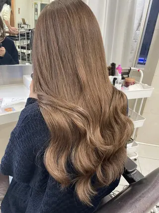 ロング カラー Ria OSAKA　梅田所属・マリカ🦋韓国 ハイトーン/エクステのヘアスタイル