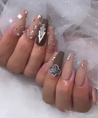 ネイル 高草木 桃香のネイルデザイン